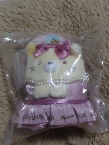 메종 드 플뢰르 콜라보 고양이