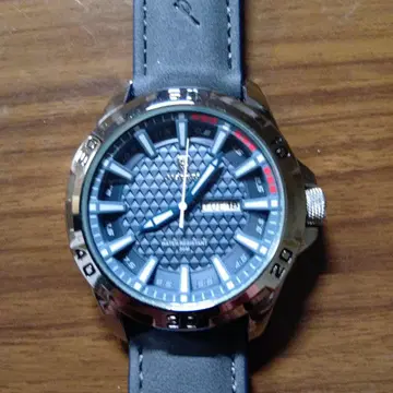 파란색 쿼츠 손목시계 다이아몬드 패턴