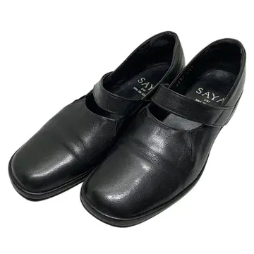 새상품급 SAYA 사야 (22.5) 슬립온 벨트 펌프스 플랫 천연 가죽