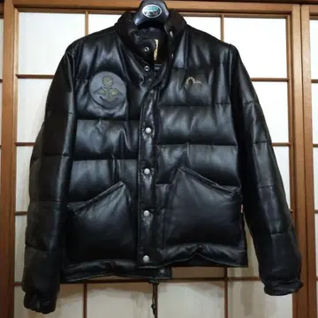 레어 EVISU 램 가죽 다운 자켓 새상품급 사이즈 38