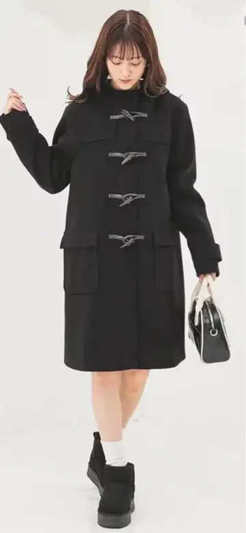 허니즈 더플 노트 블랙 M