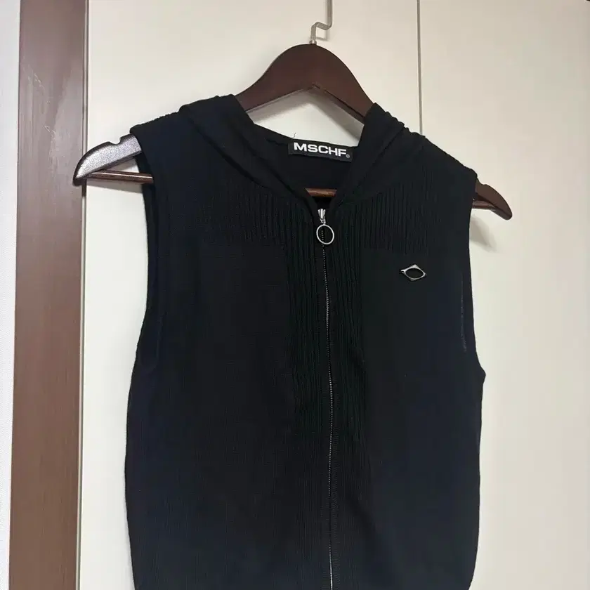トップス Mischief Rhombus Hooded Knit Vest Black Mischief Rhombus Hooded Knit Vest M on Bunjang Global Site.