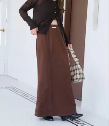 kastane 멜로우 맨투맨 스커트 SAWAMOTO 기획 브라운