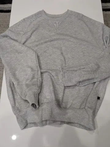 다이와 피어 39 스웨트 셔츠