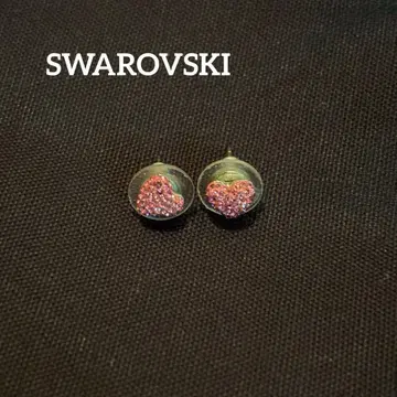 SWAROVSKI 하트 모양 귀걸이