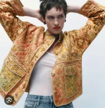 ZARA 꽃무늬 퀼팅 자켓