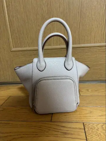 화이트 핸드백 미니 사이즈 Samantha Thavasa