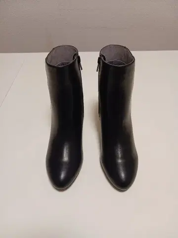 다이애나 숏 부츠 (23cm) 새상품