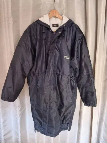 NUMI 후드 부착 벤치 코트