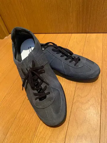 그린 라벨 저먼 트레이너 그레이 스웨이드 스니커즈 박스 포함