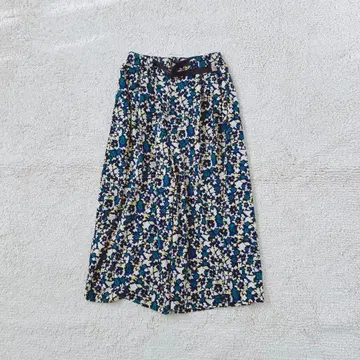 워크맨 가우초 팬츠 꽃무늬 프린트 릴랙스 UV 허리밴딩 올 패턴