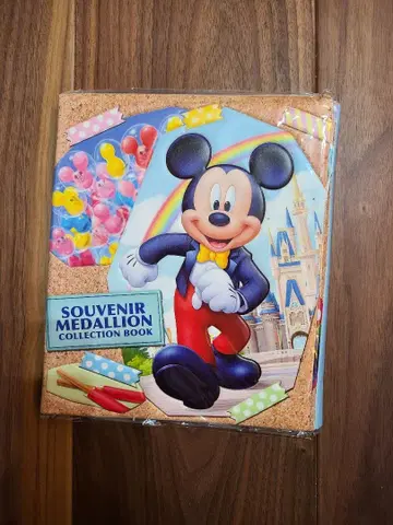 기념 메달 컬렉션 북