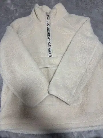 H&M 아이보리 플리스 하프 지퍼 자켓