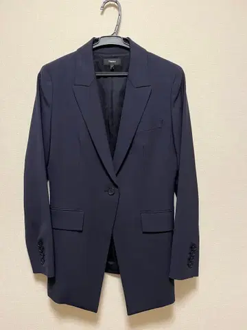 Theory 네이비 테일러드 자켓