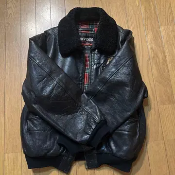 보아 카라 부착 블랙 가죽 자켓