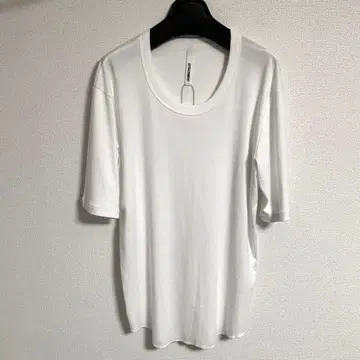 [택 포함 미사용] ATTACHMENT 반팔 티셔츠 3 화이트