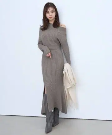 snidel 원숄더 아지메 니트 원피스