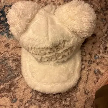 미키마우스 귀 달린 화이트 캡