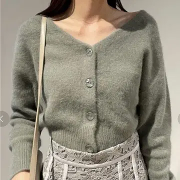 SNIDEL 그린 버튼 가디건