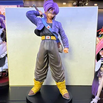 드래곤볼 트렁크스 레전드