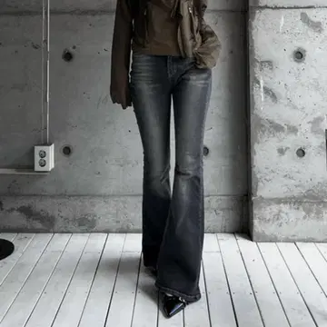 URBAN UNIQUE 섀도우 페이드 부츠컷 데님