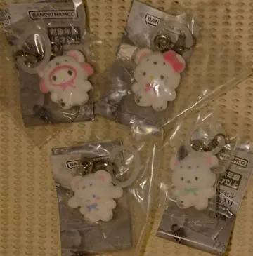 산리오 메지루시 액세서리 포근포근 스노우 가챠 4종 세트
