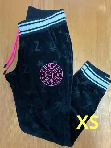ZUMBA 줌바웨어 조거 팬츠 벨로아 블랙 XS 정품