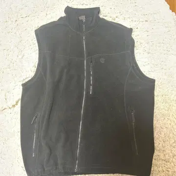 블랙 플리스 베스트 사이드 포켓 포함