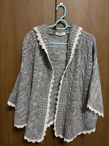 써니 빌리지 판초 니트 그레이 레이스