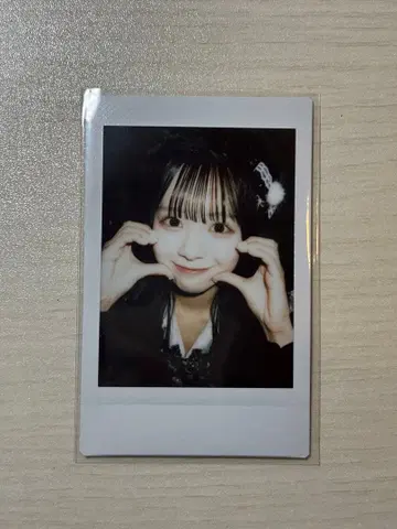 CUTIE STREET 큐스토 마스다 아야노 폴라로이드