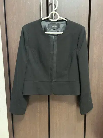 블랙 숏 자켓 포멀 도쿄 소와르