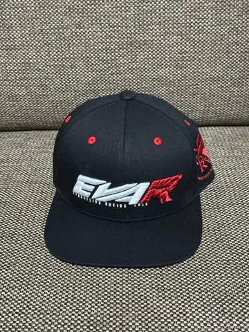 에반게리온 레이싱 2025 캡