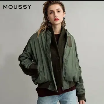 MOUSSY 올리브 그린 점퍼