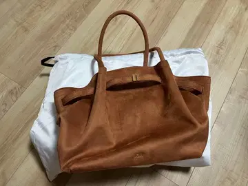 JW PEI HANA 미디엄 페이크 스웨이드 토트백