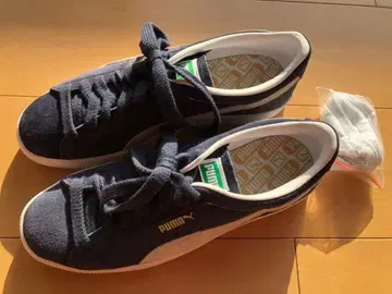 푸마 스웨이드 26cm 미사용품