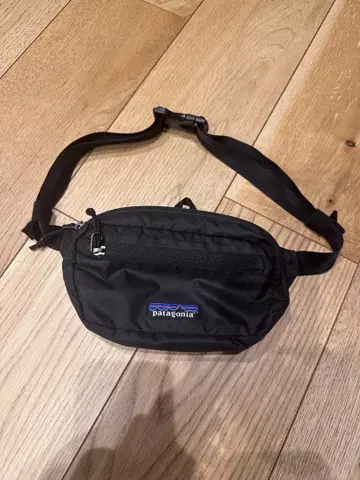 patagonia 블랙 바디백