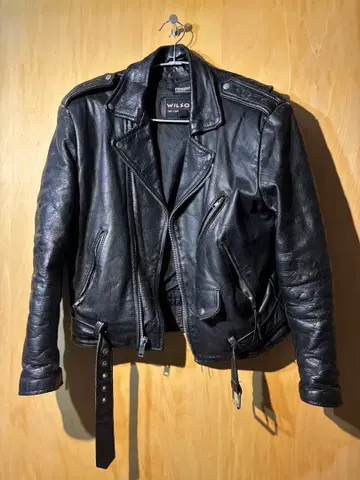 WILSON 블랙 가죽 라이더 자켓