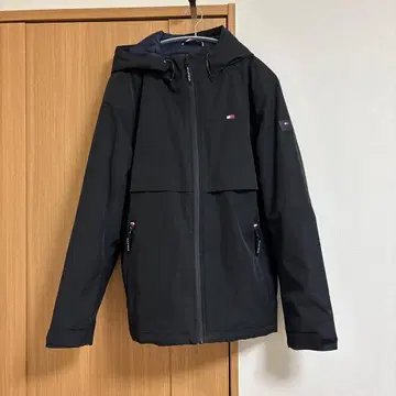 Tommy Hilfiger 블랙 자켓