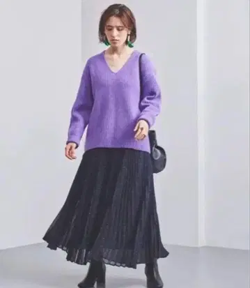 유나이티드 애로우즈 UWSC 아제 V넥 니트