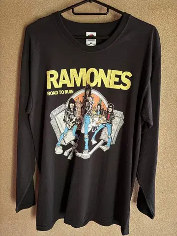 RAMONES ROAD TO RUIN 롱티 M 펑크