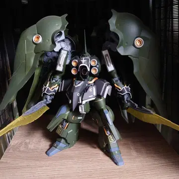 개조 건담 프라모델 hg 도색 완료 오리지널 장식