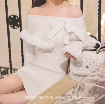 미셸 마카롱 미셸마카 오프숄더 니트 원피스