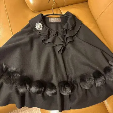 FRANCO FERRARO 블랙 케이프 코트