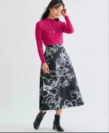 새상품급 아나이 스케치 플라워 자카드 플레어 스커트 38 셀포드