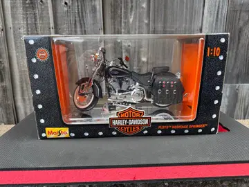 Harley-Davidson FLSTS 1:10 블랙/파랑 Maisto