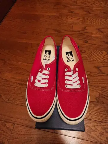 [ 미사용 새상품 ] VANS PREMIUM 오센틱/RED/28.0cm