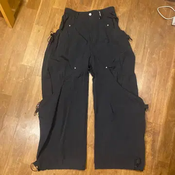 RELABEL 나일론 팬츠 블랙 L