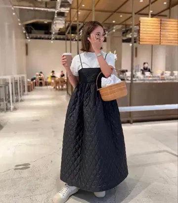 Rosy Monster 해피 모티브 퀼팅 원피스