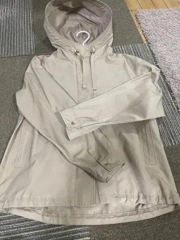 베이지 후드 부착 자켓 사이즈 40 (L~XL) 23구