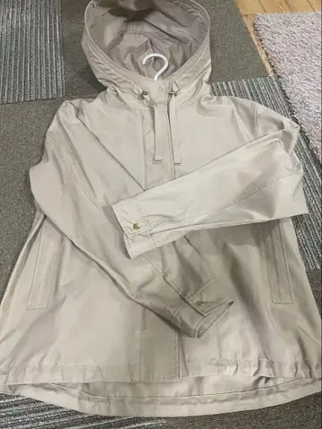 베이지 후드 부착 자켓 사이즈 40 (L~XL) 23구